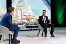 Moderator Marco Seiffert mit Tim Meyerjürgens (COO TenneT)