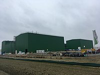 Konverterhallen in Wilster, Außenaufnahme vom März 2018